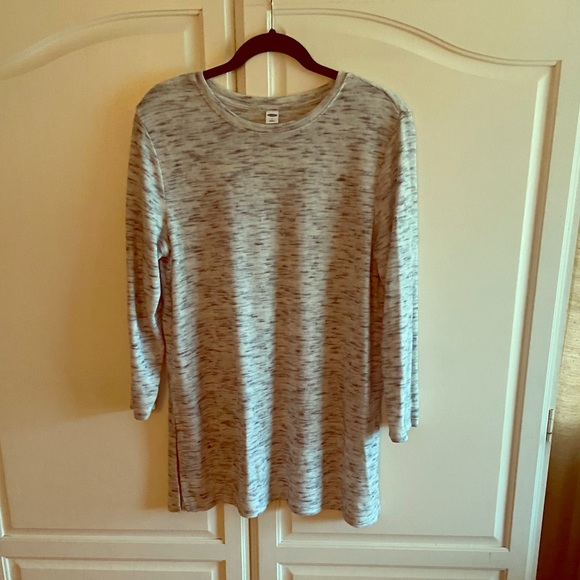 Old Navy Sweaters - 🌷4 for $20. . . . Old Navy LS Tunic Sweater